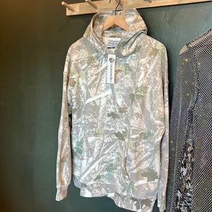 Chelsea DeBoer camo sweatshirt